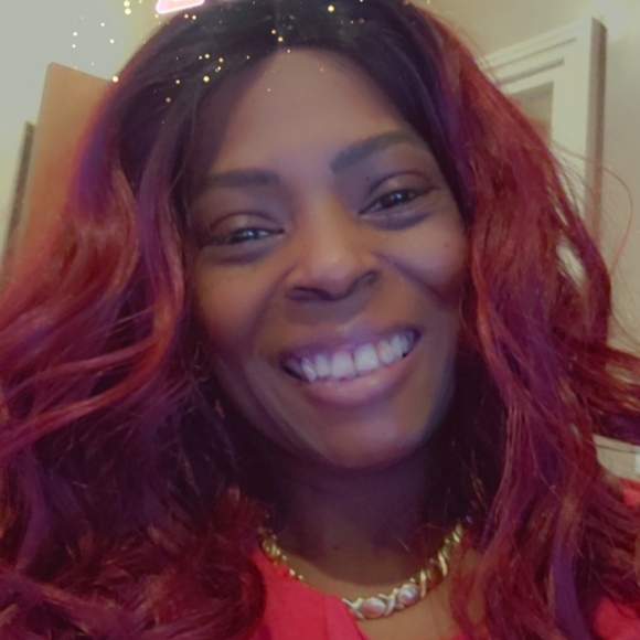 Meet your Posher, Patty - Picture 2 of 4